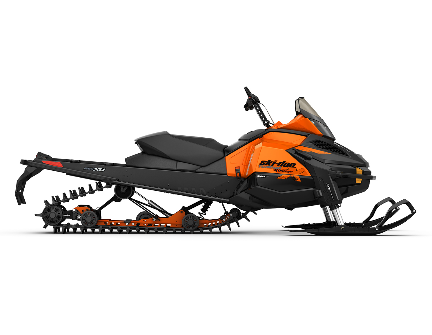    SKI-DOO TUNDRA XTREME 600 E-TEC v 2015  2 