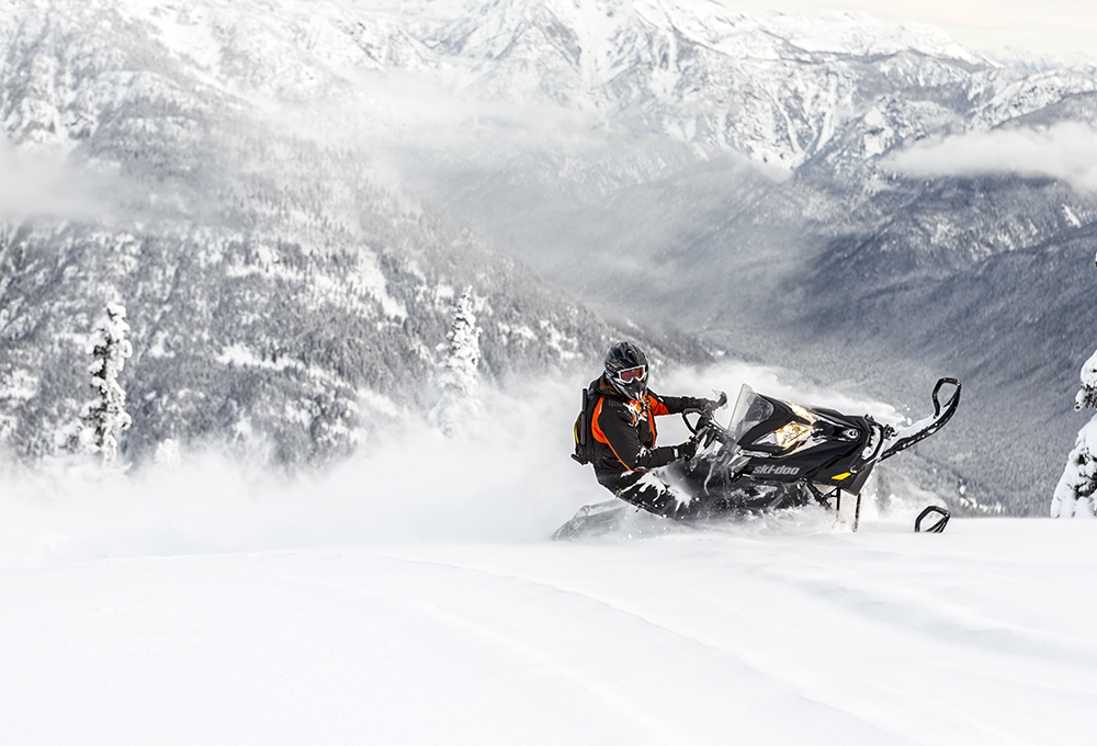    SKI-DOO RENEGADE BCX 800R E-TEC v 2016  5 