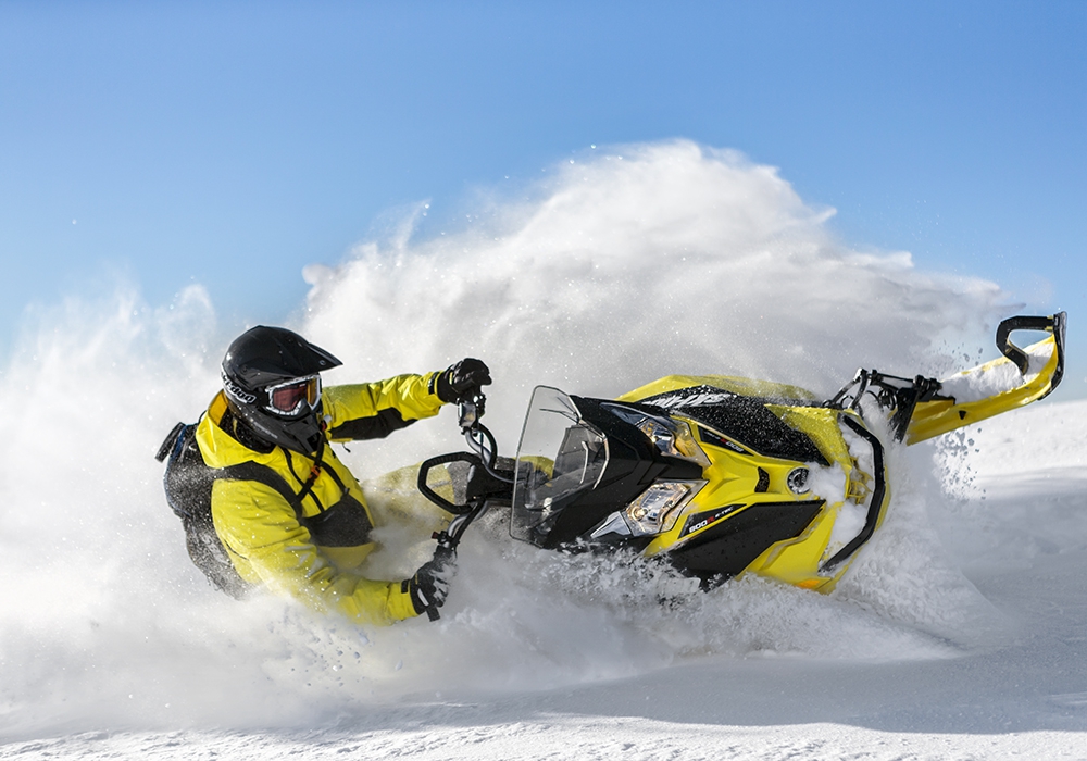    SKI-DOO SUMMIT X T3 174 800R E-TEC v 2016  3 