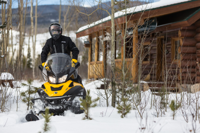    SKI-DOO SKANDIC SWT 900 ACE v 2015  5 