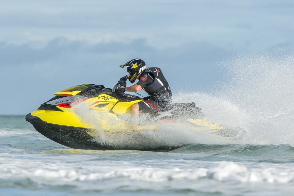  SEA-DOO RXP-X 260 v 2015  6 