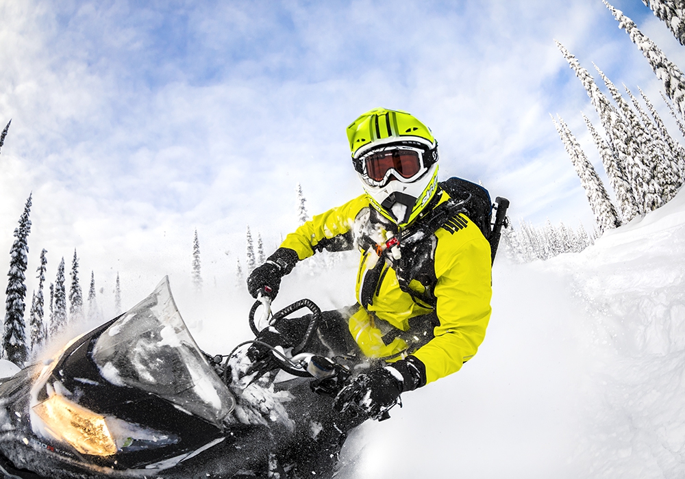    SKI-DOO SUMMIT X T3 154 800R E-TEC v 2016  2 