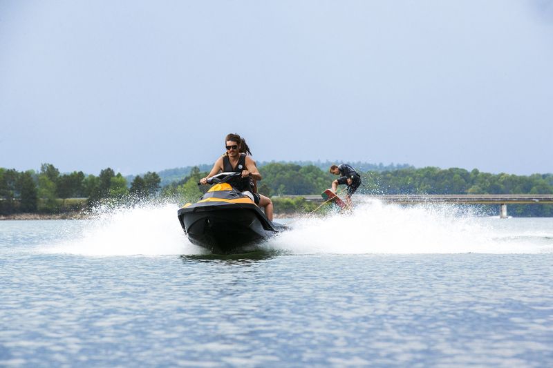  SEA-DOO SPARK 3-UP 900 HO ACE v 2015  6 