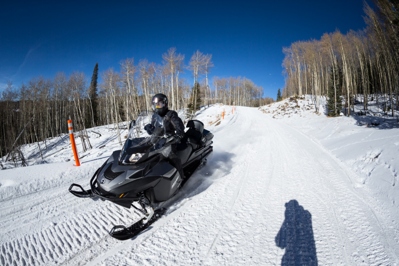    SKI-DOO EXPEDITION SE 1200 v 2015  3 