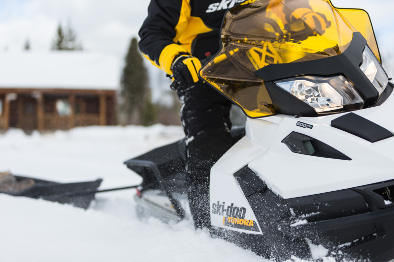    SKI-DOO TUNDRA LT 600 ACE v 2015  5 