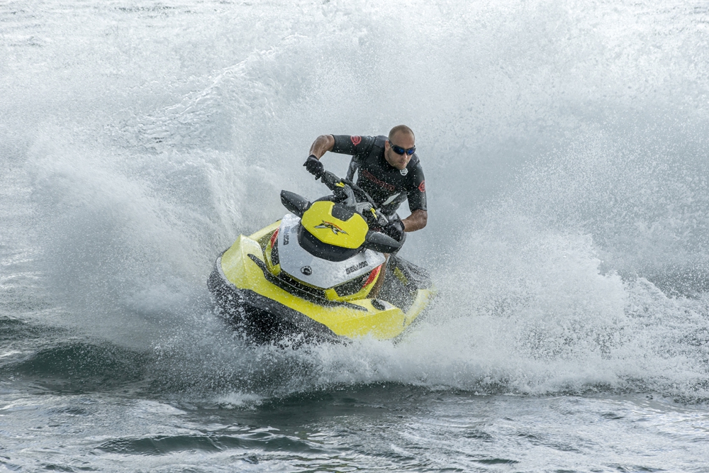  SEA-DOO RXT-X AS 260 v 2015  4 