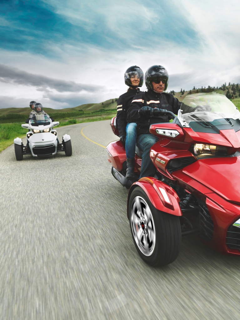 base-F3-Limited_red_white-15-077-26299_LR.JPG